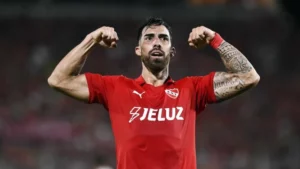 Gabriel Avalos haciendo lo que más sabe:  ¡Gol para Independiente!