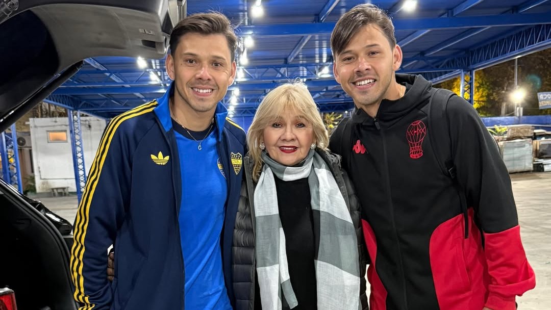 ¡Los mellis trancaron y luego posaron juntos con un mensaje para su mami!
