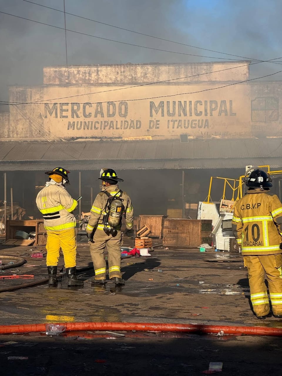 Itauguá declara emergencia distrital tras incendio en el mercado