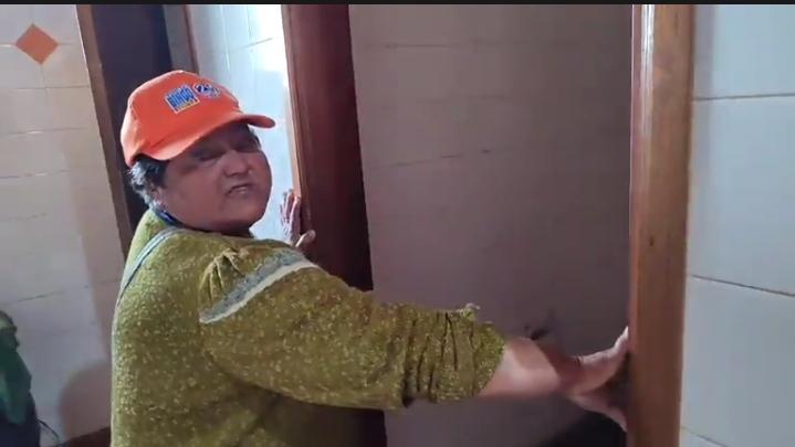 Doñita tuvo a su bebé en el baño de la Terminal en Coronel Bogado