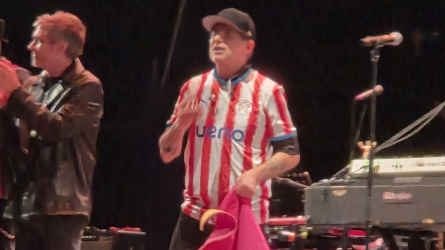 (VIDEO) ¡Andrés Calamaro ponderó al DT de la Albirroja!