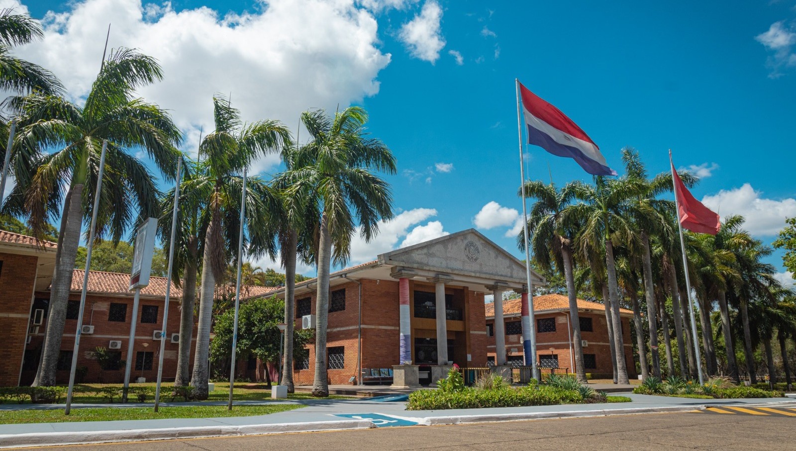 ¡Nde! Paraguay oguejy en ranking internacional de Educación Superior