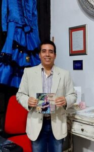 Oscar Patiño presenta: “Negri y la abuela Hilda”