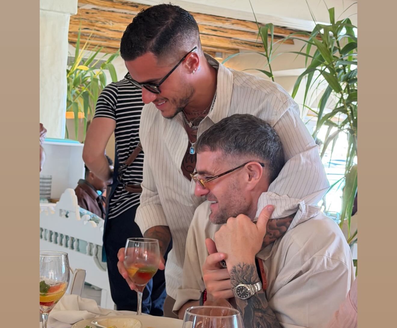 Vegetti se reencontró con Coutinho y los cerristas le piden que le traiga a Barrio Obrero