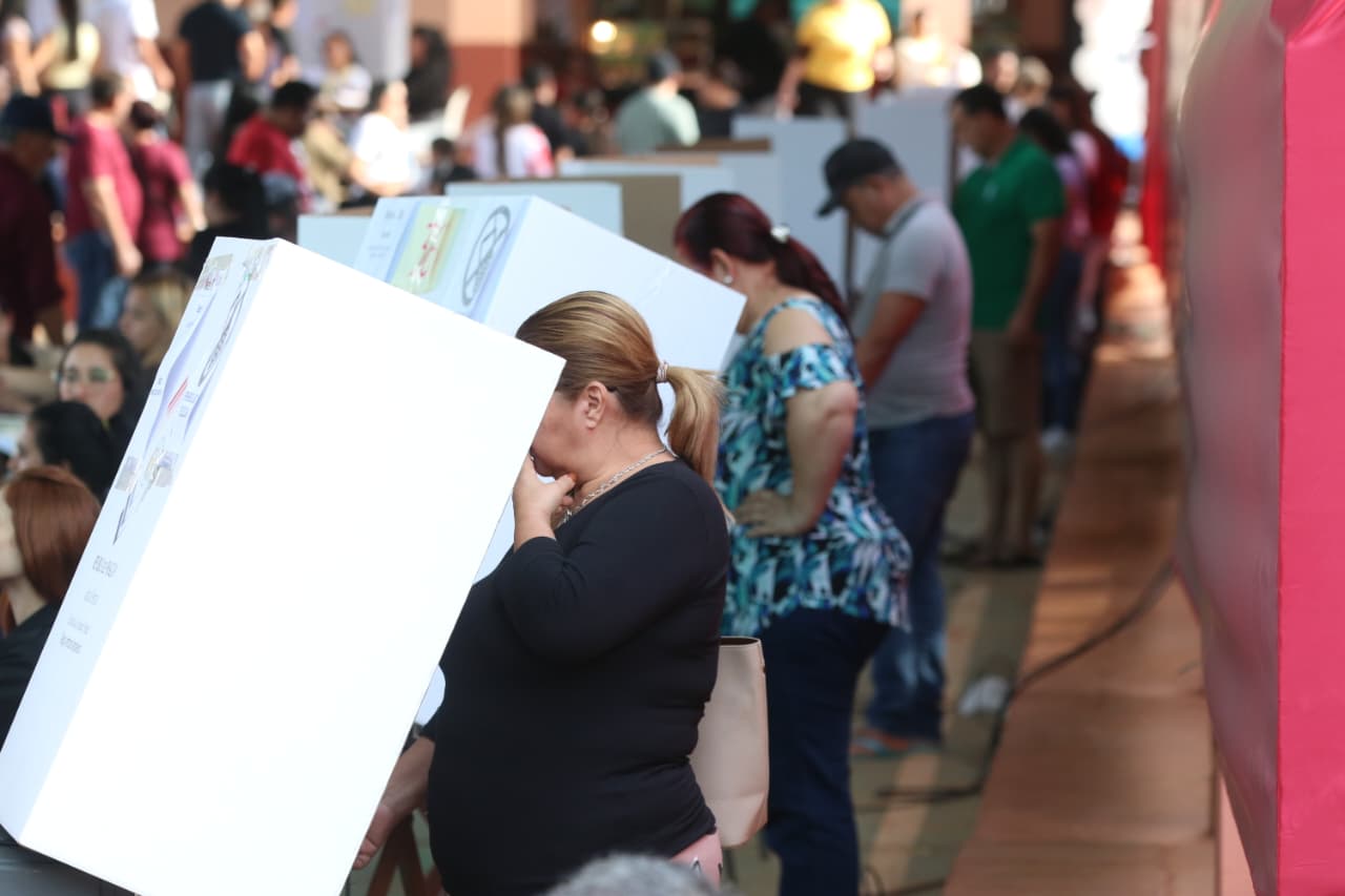 Se cerraron los locales de votación