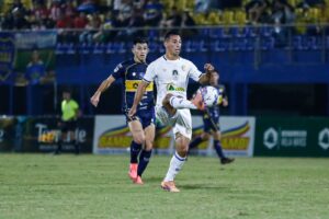 El puntero 12 de Junio y Deportivo Capiatá se neutralizaron en la Intermedia El puntero 12 de Junio y Deportivo Capiatá se neutralizaron en la Intermedia