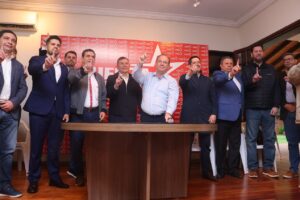 Añua republicano: “Estamos en el mismo equipo”, opoi Camilo