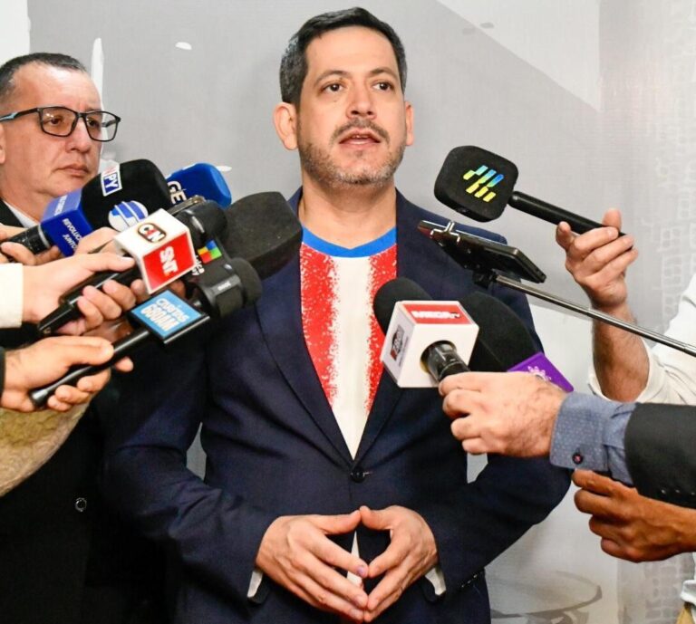 La unidad colo’o es prioridad, según Latorre