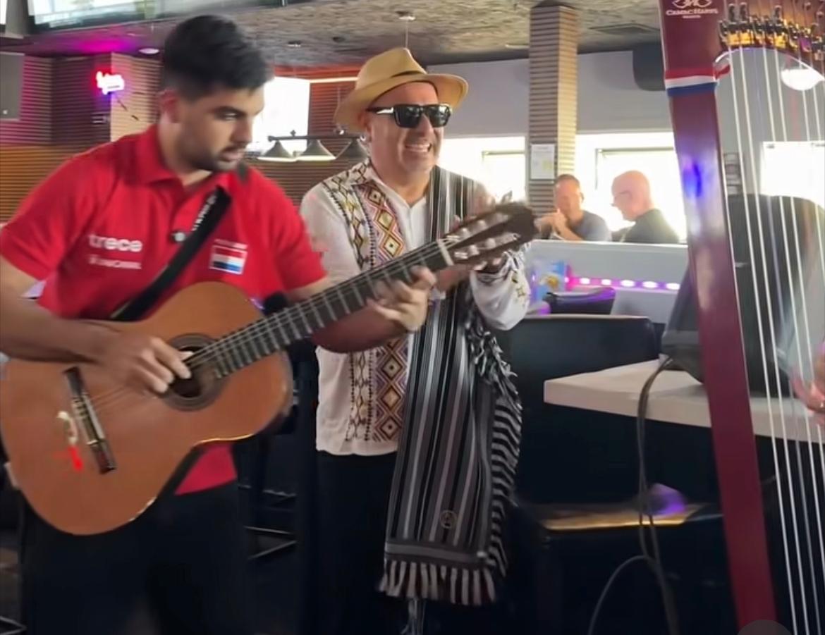 Conductor del Trece soprendió a todos con su talen