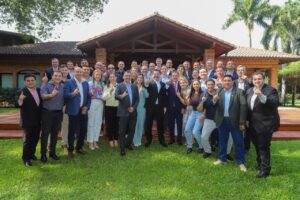 Postulación a rekutu de Cartes trajo vy’a guasu en HC, he’i Latorre