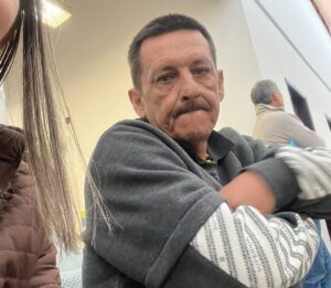 Fue a consultar en el Hospital Militar ha okañyete