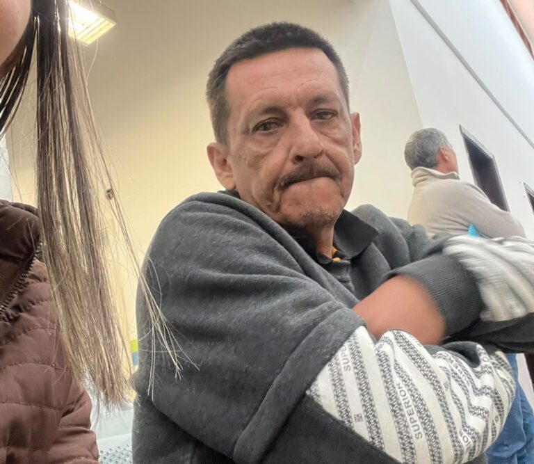 Fue a consultar en el Hospital Militar ha okañyete