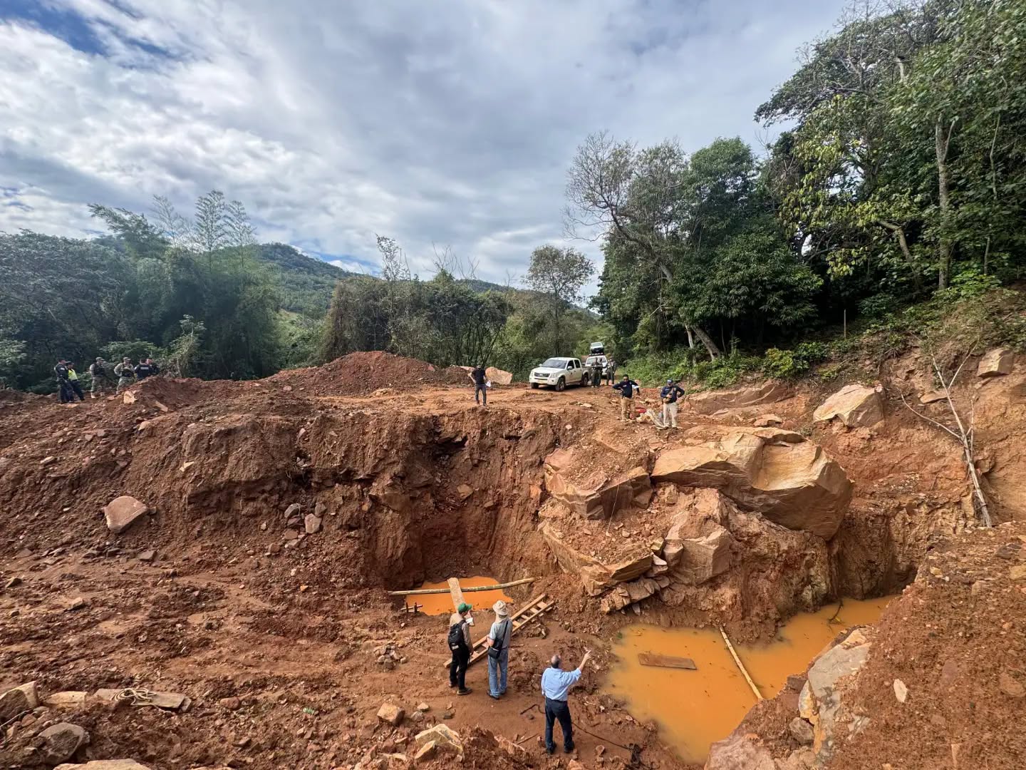 Comitiva encontró una excavación de buscadores de oro en reserva del Ybytyruzu
