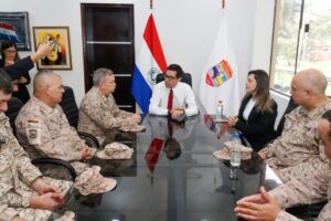 Policía fortalece coordinación con Gobernación de Alto Paraná