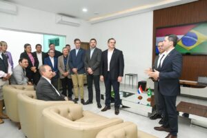 Latorre: Paraguay y Santa Catarina encaran inversiones y laburo