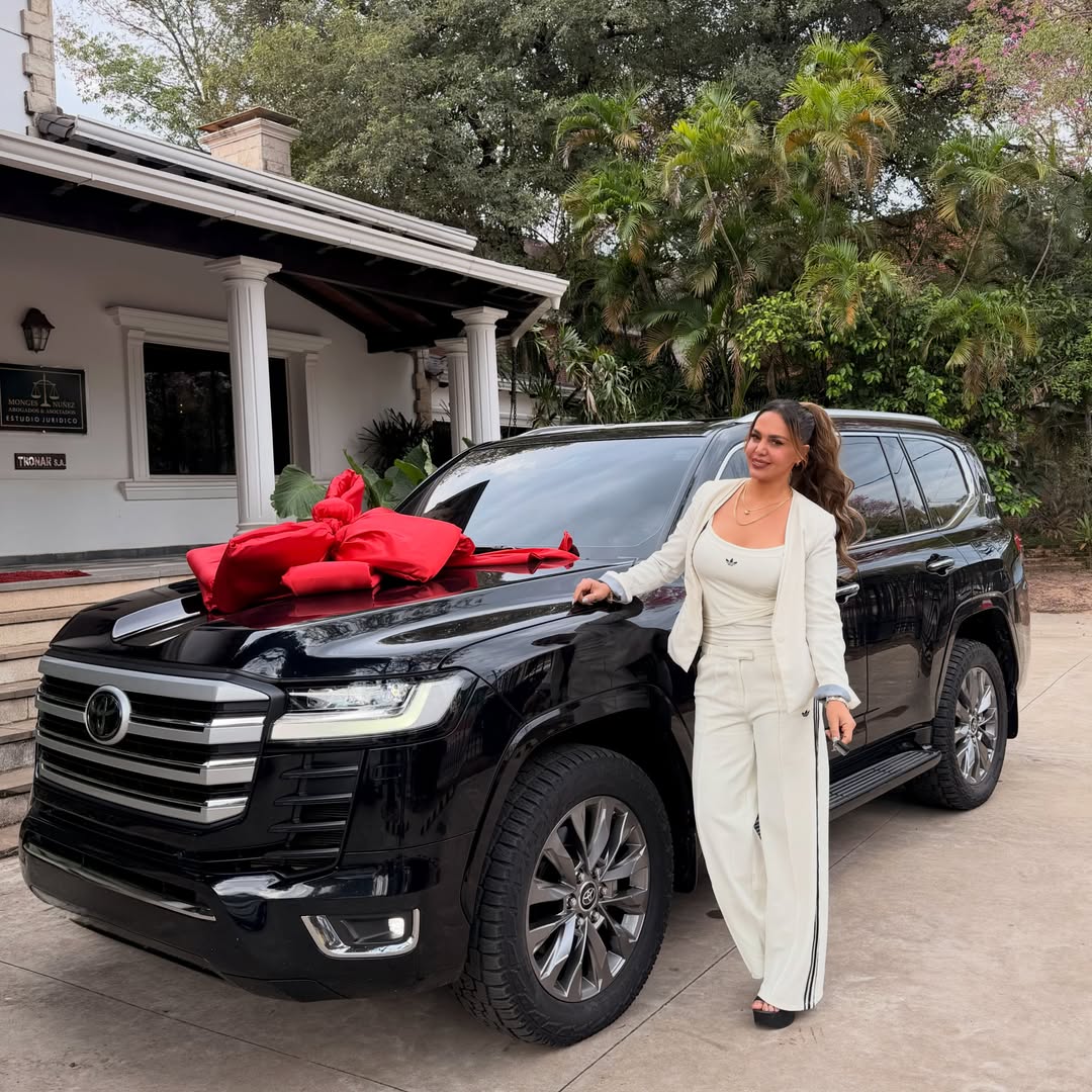 (GALERÍA) ¡La exmodelo Rocío Núñez ligó camionetaza de regalo! (GALERÍA) ¡La exmodelo Rocío Núñez ligó camionetaza de regalo!