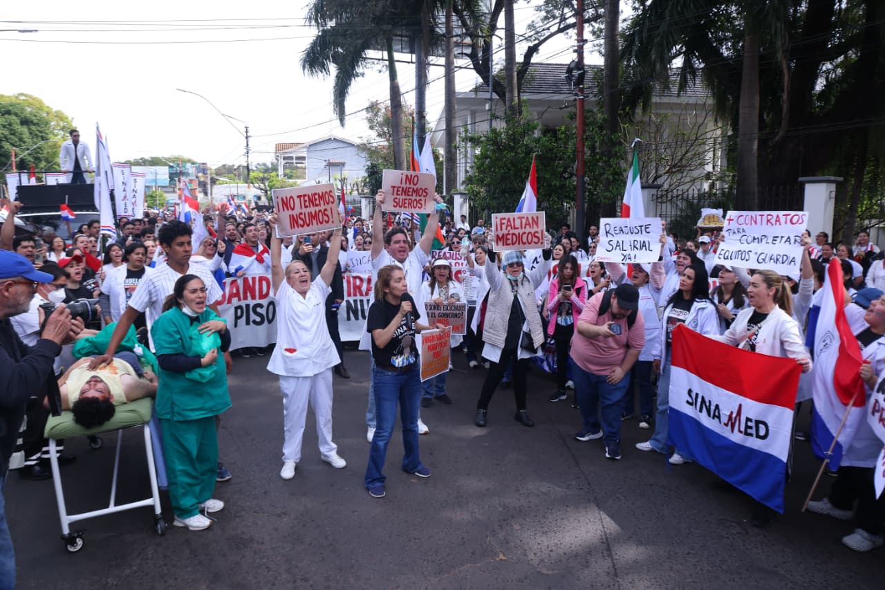 Ministerio de Trabajo vicheará hospitales ante huelga indefinida
