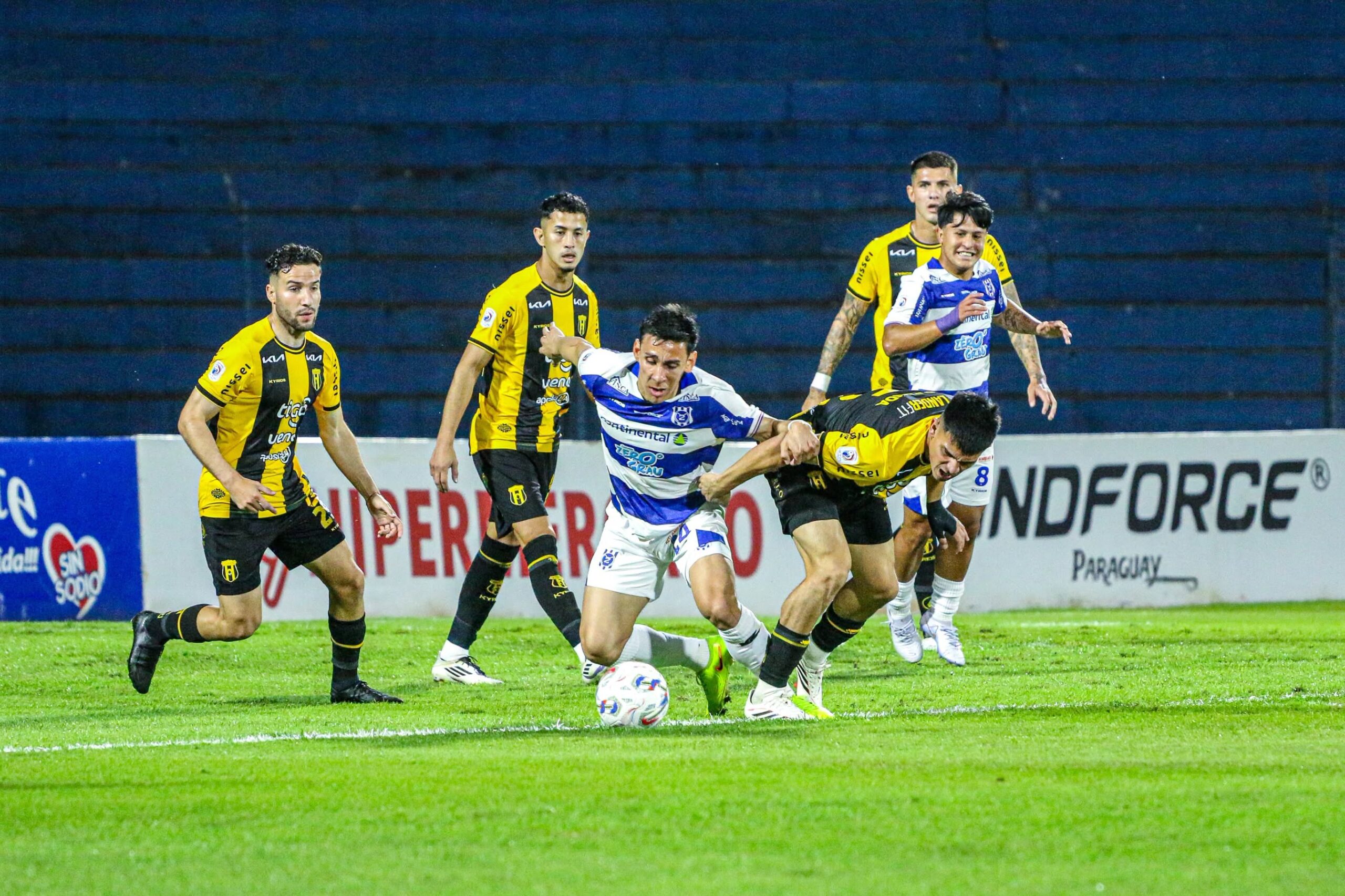 Resultados y novedades del mercado en el fútbol paraguayo