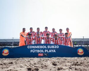 Los Pynandi golearon a Colombia y van por la Copa América de Fútbol Playa