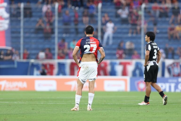 Cerro jugó mejor con Costas, pero por errores de siempre no le pudieron ganar a Libertad