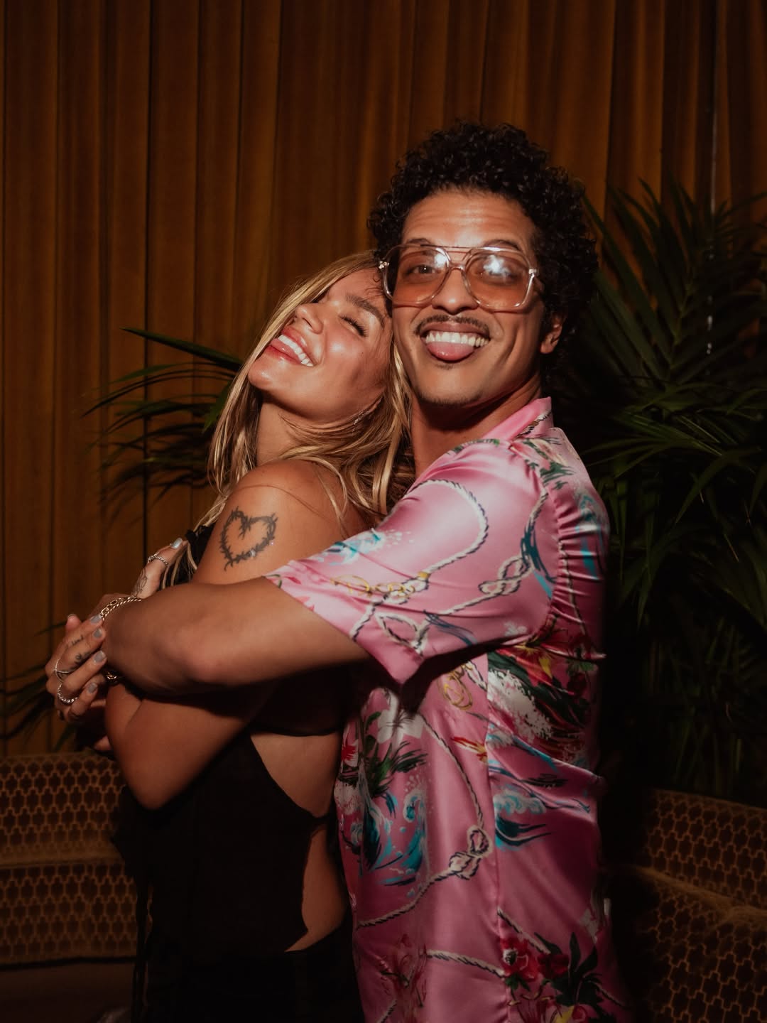 (GALERIA) ¿Hay amor entre “La Bichota” y Bruno Mars?
