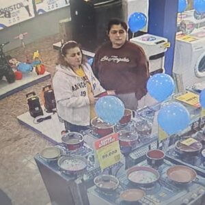 ¡Ñembo “clientas” omonda celulares!
