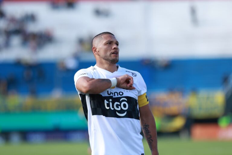 Richard Ortiz contó que siempre juega con dolor en su rodilla