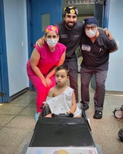 Éxito total en maratón de cirugias