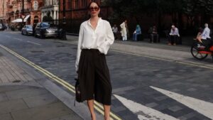 (GALERÍA) ¡Modelo paraguaya pasea por Londres separada de su novio famoso?