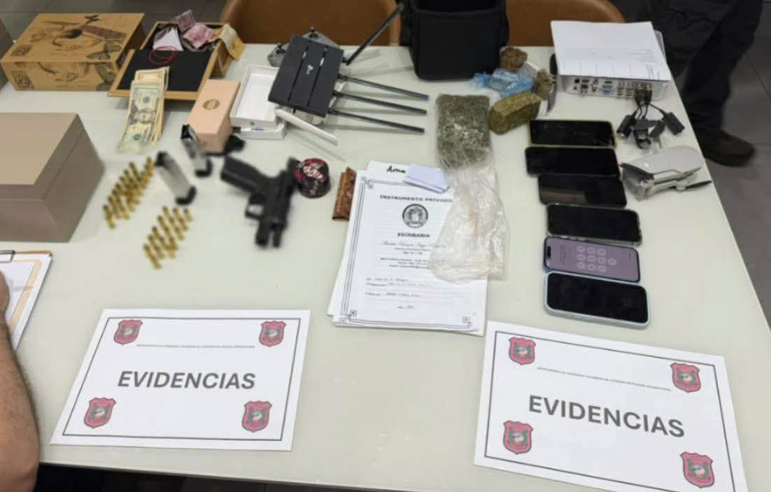 Narco “Chu’i” rapykueri hallan camioneta robada y balas de guerra Narco “Chu’i” rapykueri hallan camioneta robada y balas de guerra