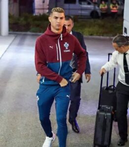 Cristiano okairo porque su DT no le hizo jugar y abandonó la concentración