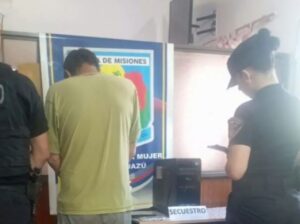 Denunció a su compañero de pádel por acoso y brujería