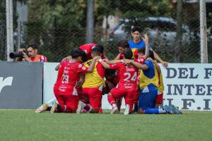 Paraguarí vacunó al “3” y aseguró su permanencia