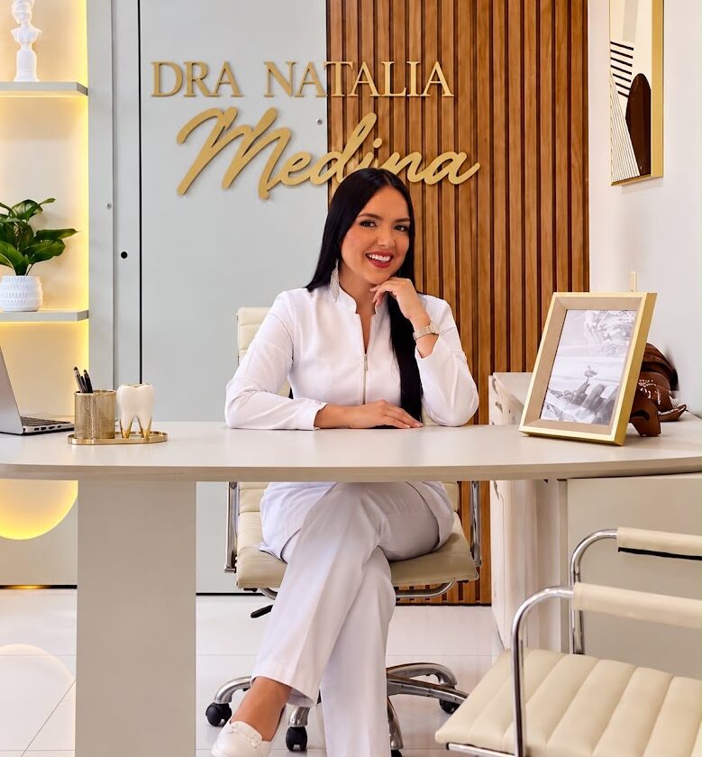 Ex miss celebra Día del Odontólogo: “Feliz y orgullosa de mi profesión” Ex miss celebra Día del Odontólogo: “Feliz y orgullosa de mi profesión”