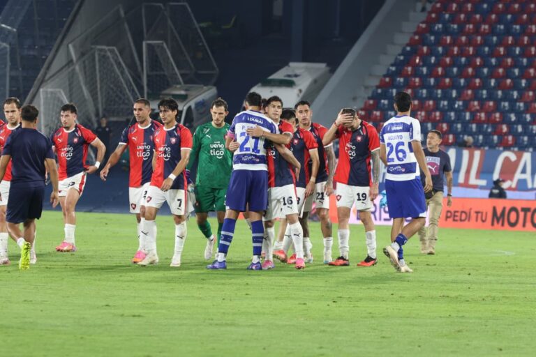 Un flojísimo Cerro fue humillado por el Gallo Norteño