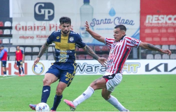 ¡Papelón! San Lorenzo se quedó con las ganas del primer triunfo y el Triqui se lo robó en la última jugada