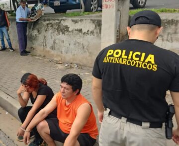 ¡Interceptan makoña VIP y asestan golpe de 290 palos a narcos!